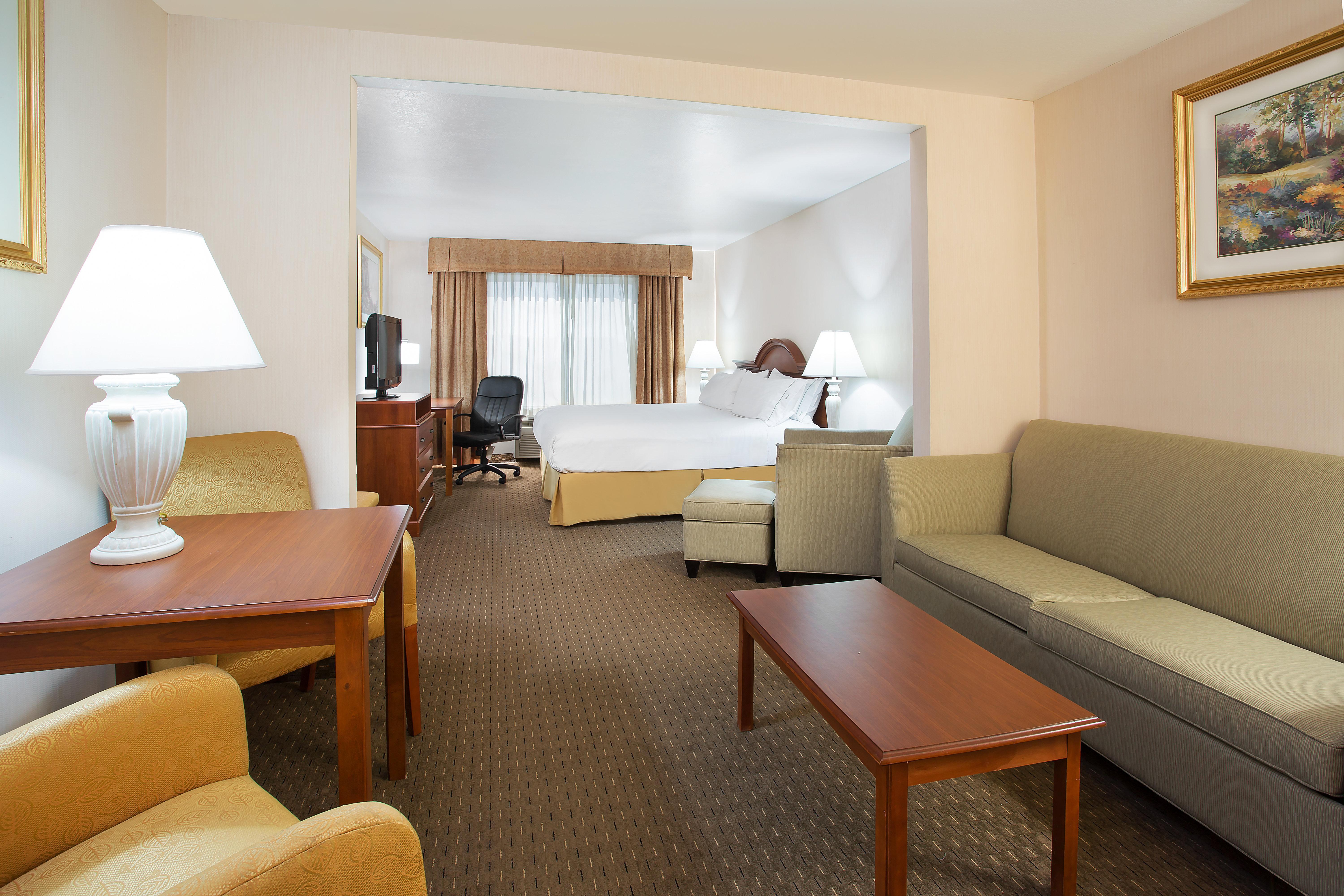 Holiday Inn Express Hotel & Suites Marion By Ihg Exteriör bild