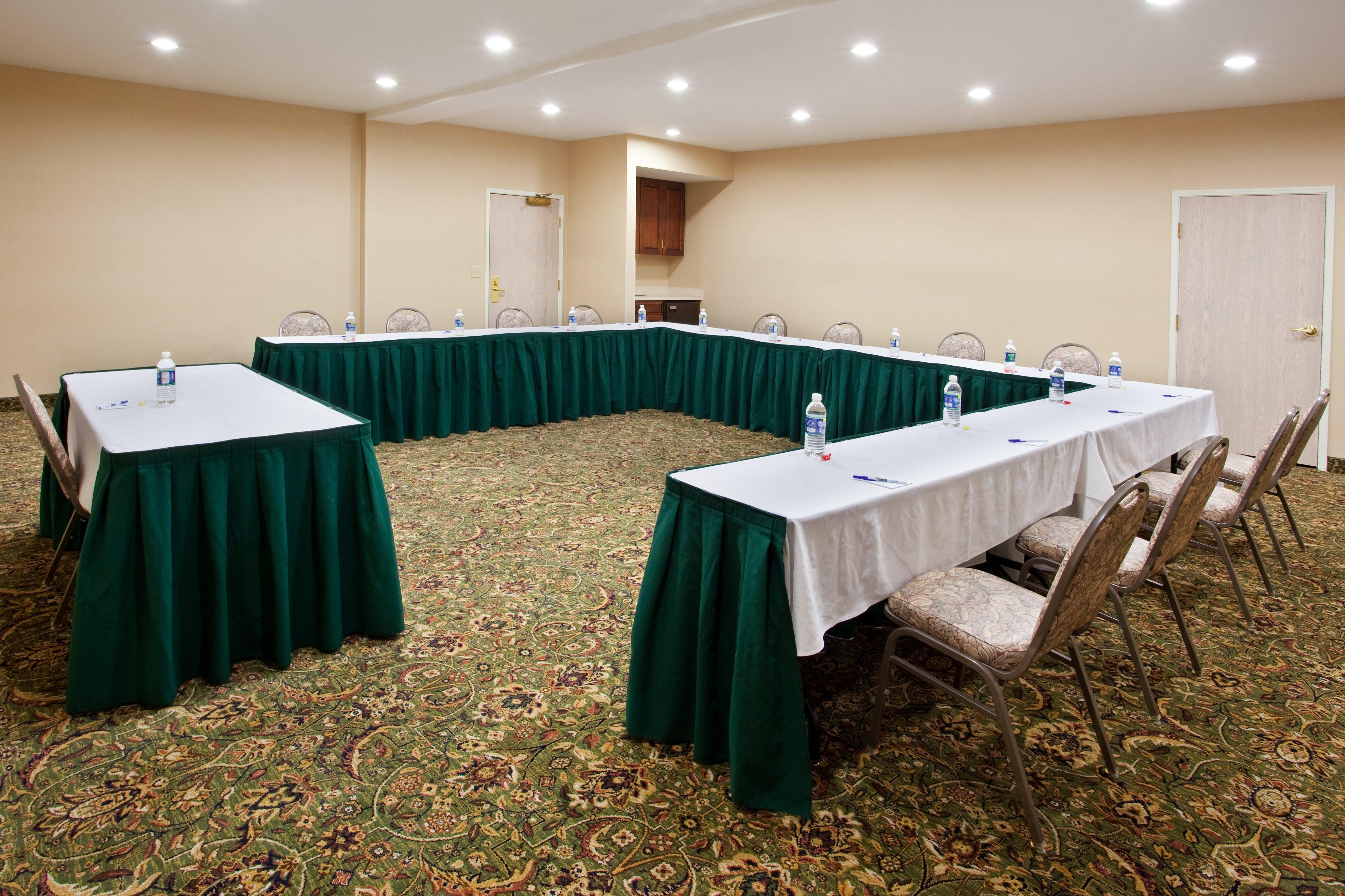 Holiday Inn Express Hotel & Suites Marion By Ihg Exteriör bild