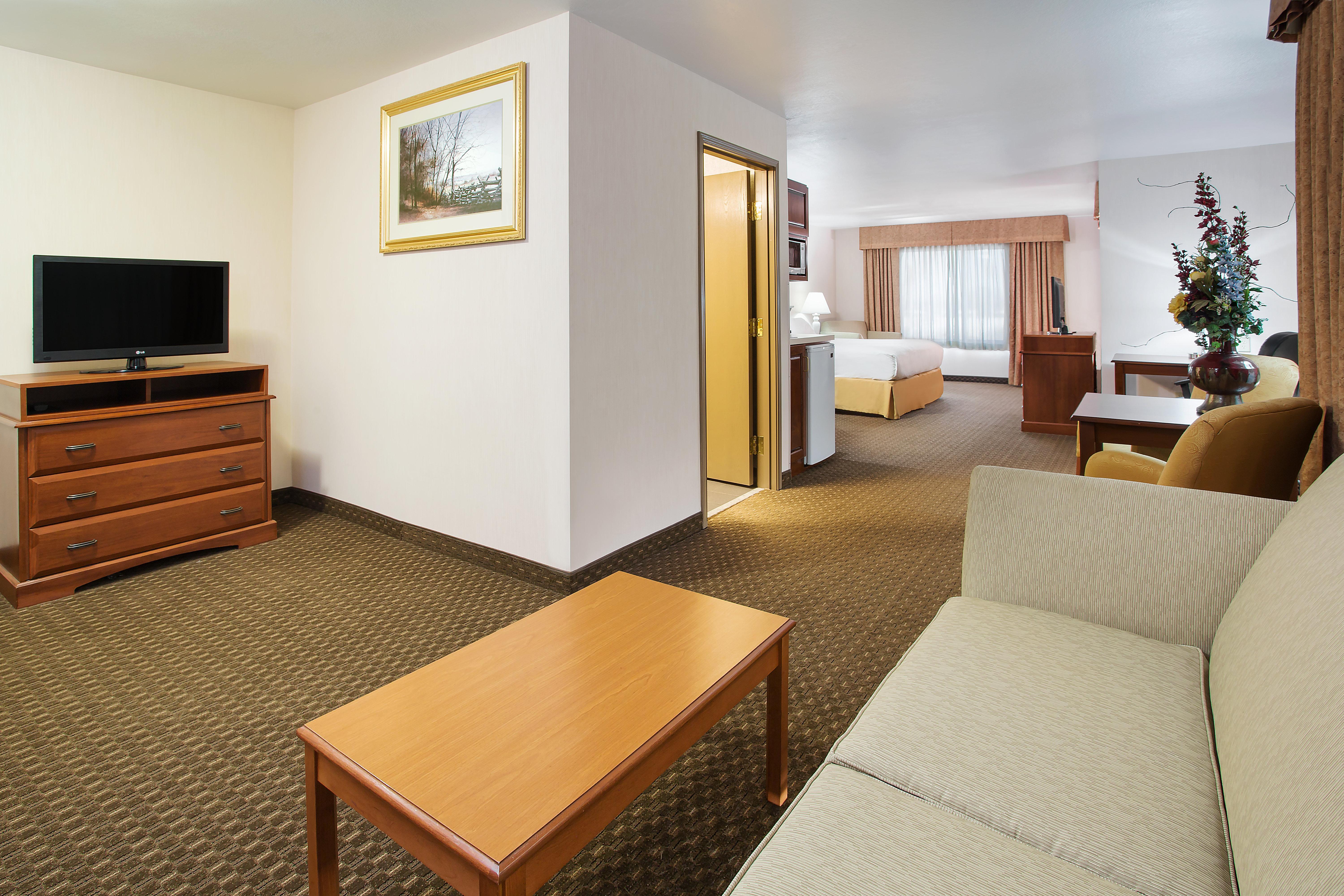 Holiday Inn Express Hotel & Suites Marion By Ihg Exteriör bild