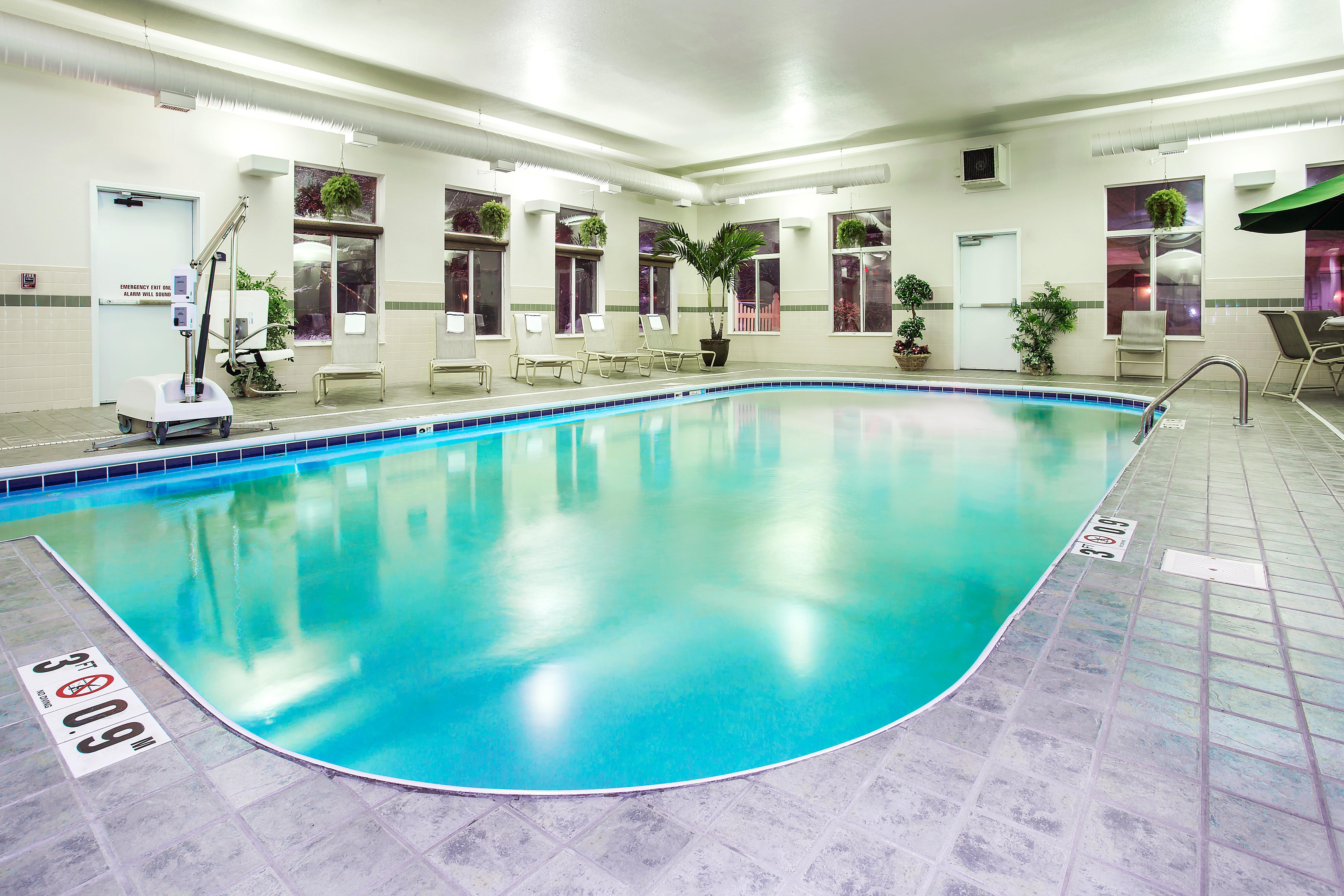 Holiday Inn Express Hotel & Suites Marion By Ihg Exteriör bild