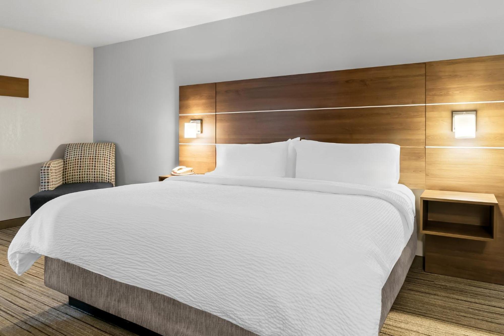 Holiday Inn Express Hotel & Suites Marion By Ihg Exteriör bild