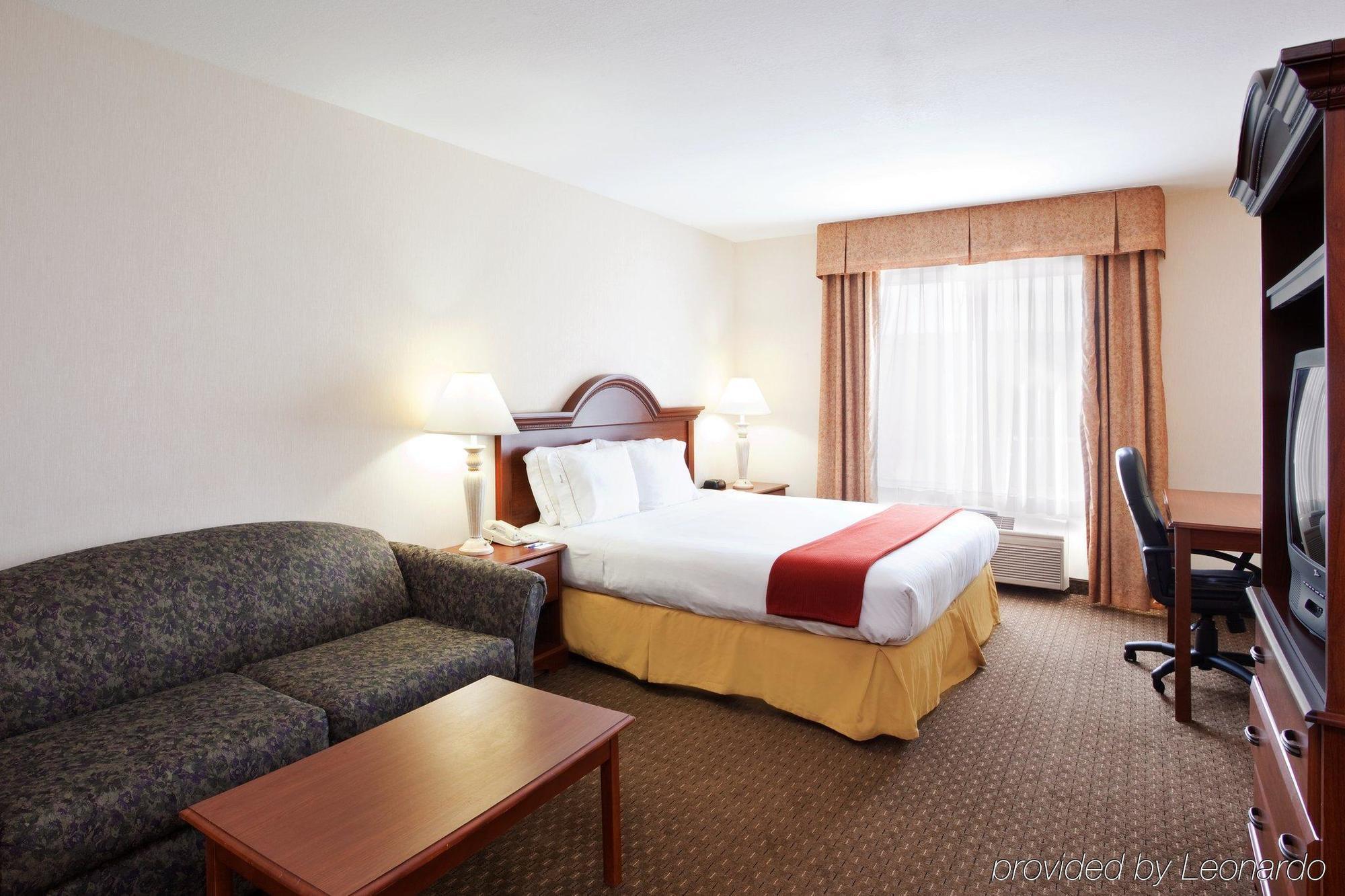 Holiday Inn Express Hotel & Suites Marion By Ihg Rum bild